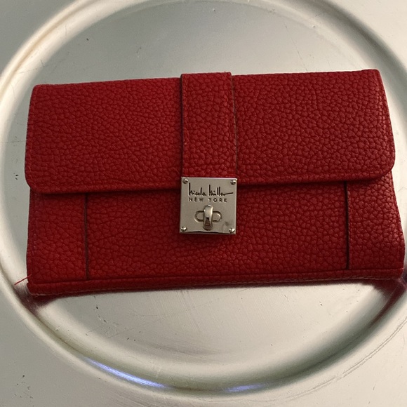 Red leather Wallet - Picture 2 of 7
